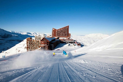 Santiago: Viaje por el Día al Centro de Ski Valle Nevado y Farellones