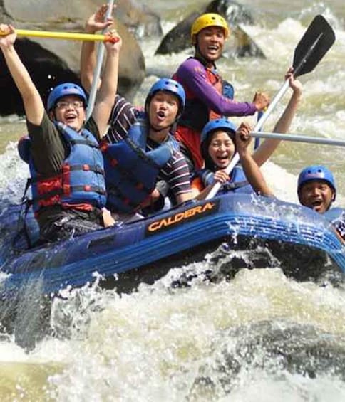 Rafting Experience at Citarik Sukabumi by Caldera Indonesia