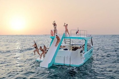 Slide, Cruise & Party on JUMP Private Yacht with BBQ & Drinks