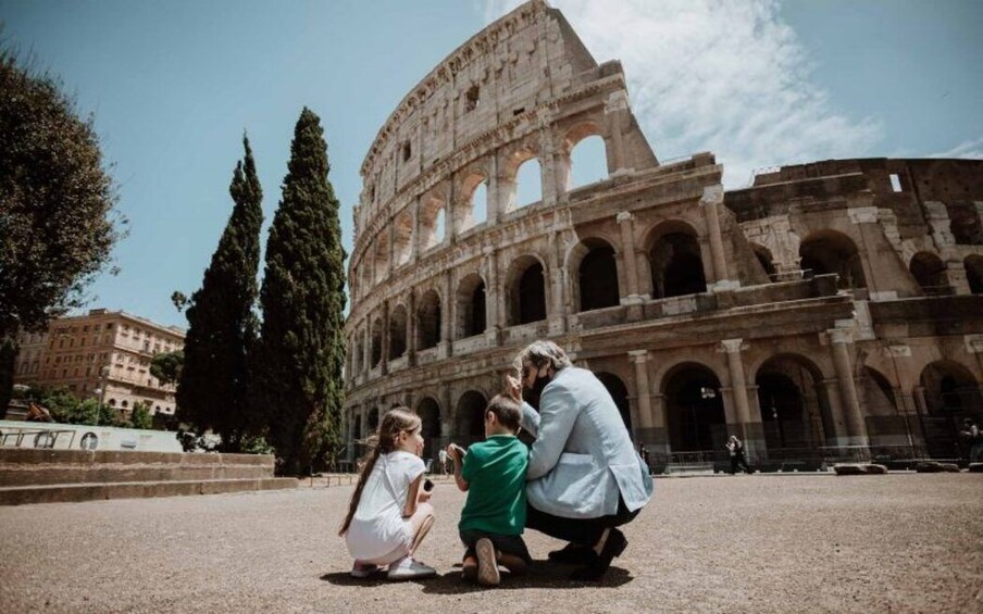 Colosseum & Ancient Rome Tour with Gladiator’s Gate
