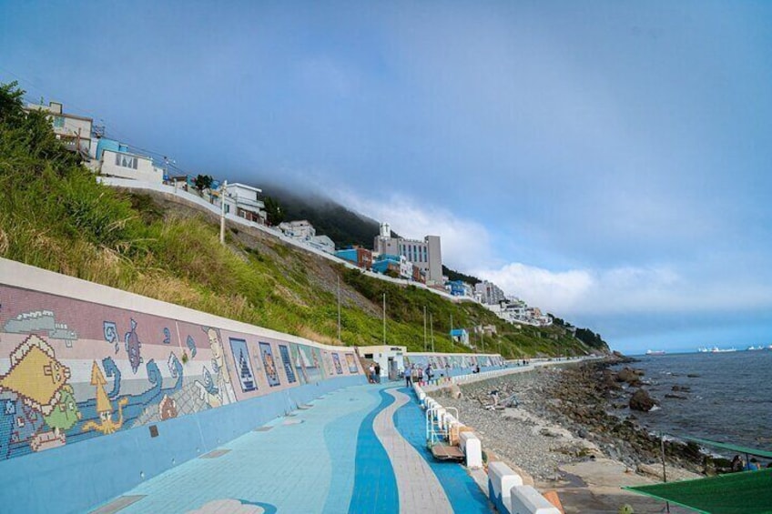 Coastal road in Huinnyeoul Coastal Village