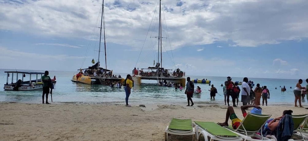 Picture 10 for Activity From Montego Bay: Negril Beach & Rick's Cafe Sunset Day Trip