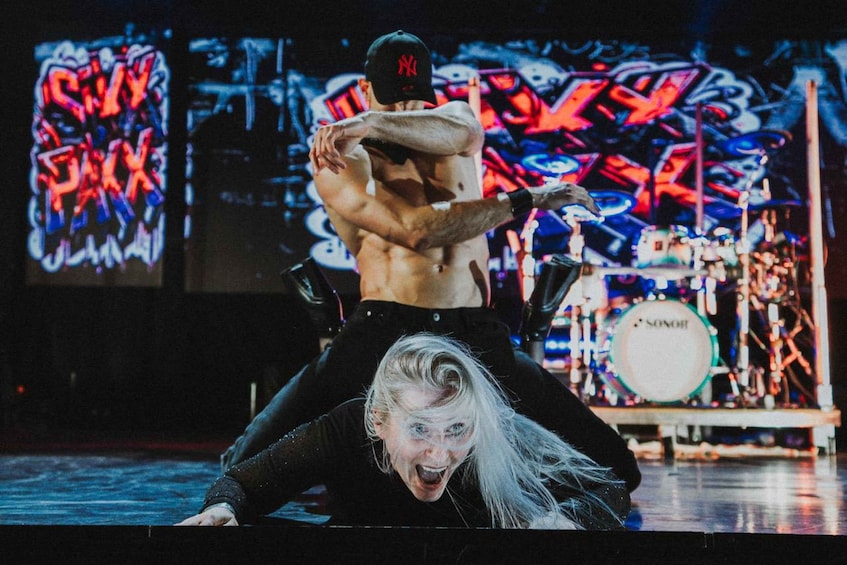 Picture 5 for Activity Berlin: SIXX PAXX Theater Show