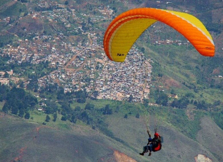Picture 3 for Activity Medellín: Paragliding Experience