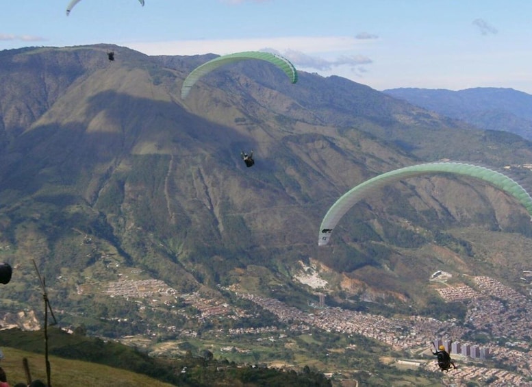 Picture 1 for Activity Medellín: Paragliding Experience