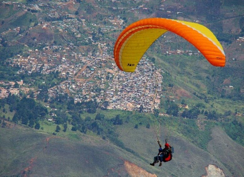 Picture 3 for Activity Medellín: Paragliding Experience