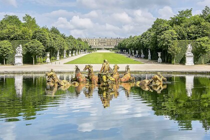 Depuis Paris : Visite guidée de Versailles et accès aux jardins