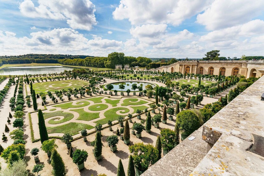 Picture 16 for Activity From Paris: Versailles Skip-the-Line Tour & Gardens Access