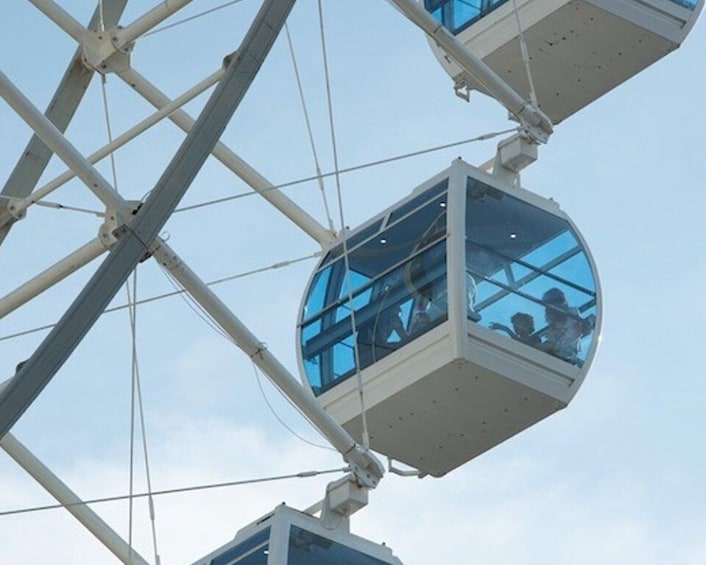 Picture 1 for Activity Rio de Janeiro: Yup Star Observation Wheel Ticket