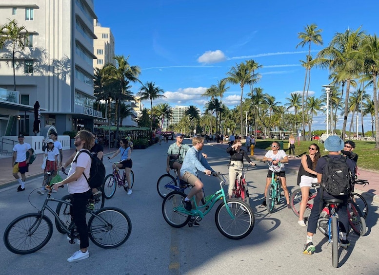 Picture 1 for Activity Miami: South Beach Architecture and Cultural Bike Tour
