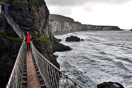 From Belfast: Private Northern Ireland Highlights 2-Day Tour