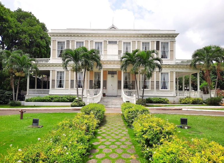 Devon House Heritage Tour with Ice-Cream from Ocho Rios