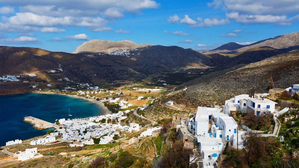 Amorgos: Guided Hike of the Panagia Hozoviotissa Monastery