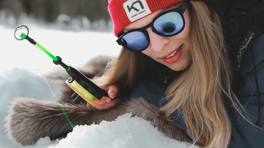 Levi: Finnish Ice Fishing Tour by Car