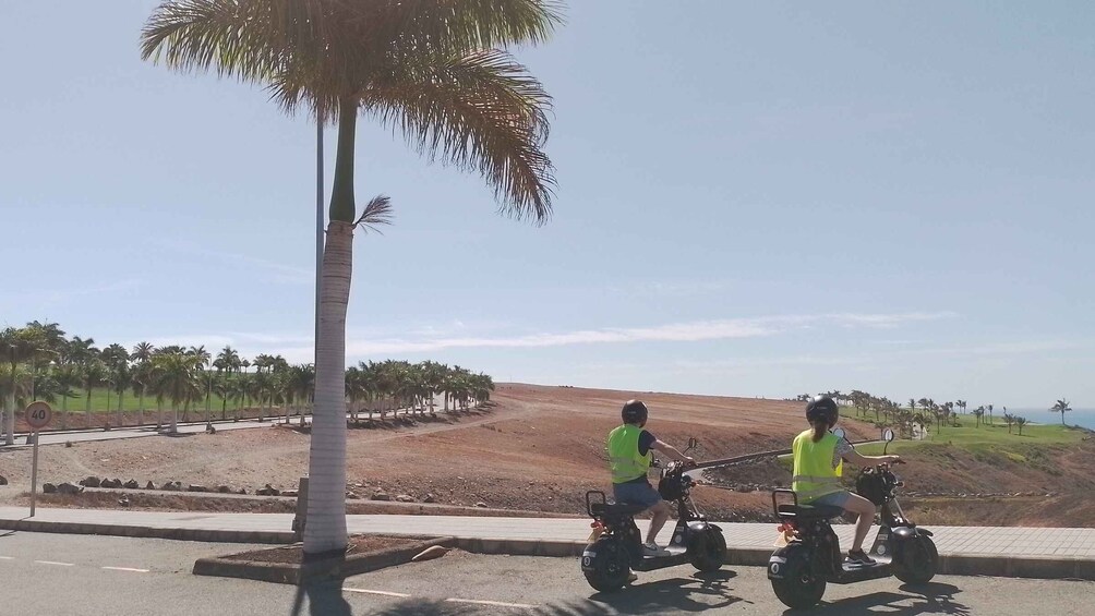 Rent E-Scooter 2 seat 6 Hour Maspalomas Mountains or Beaches