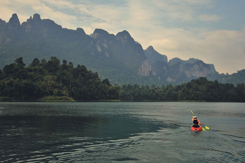 Picture 10 for Activity From Khao Lak/Khao Sok: Cheow Lan Lake and Emerald Pool Tour