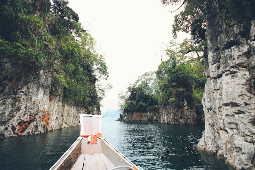 Picture 14 for Activity From Khao Lak/Khao Sok: Cheow Lan Lake and Emerald Pool Tour