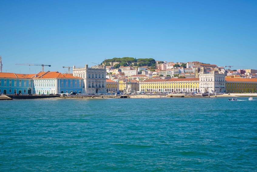 Picture 11 for Activity Lisbon: Tagus River Boat Tour with One Drink Included