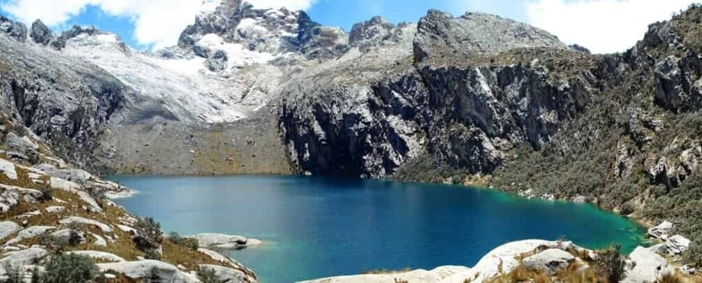 From Huaraz: Private Hike of Laguna Churup with Packed Lunch