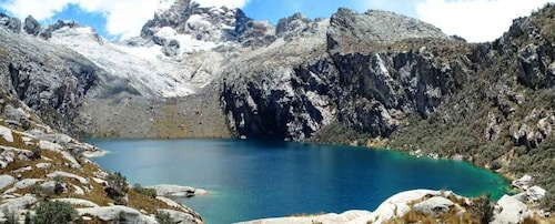From Huaraz: Private Hike of Laguna Churup with Packed Lunch
