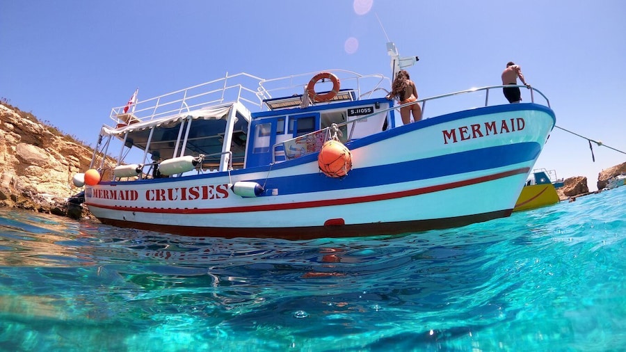 St Paul's Bay: Comino, Blue Lagoon, Gozo, & Caves Boat Tour