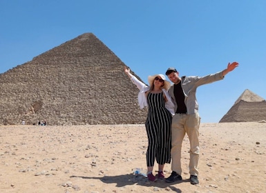 Excursión privada a El Cairo, Giza, Museo de la Pirámide, Bazar, camello op...
