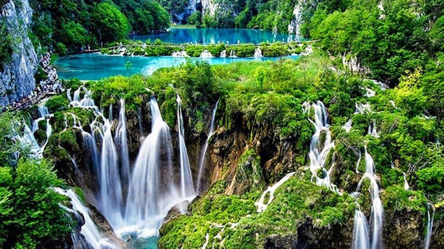 From Zagreb: Plitvice & Rastoke Guided Day Trip with Ticket