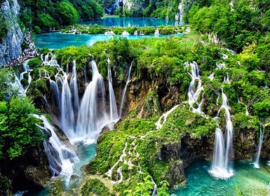 Depuis Zagreb : Excursion guidée d'une journée à Plitvice et Rastoke avec b...