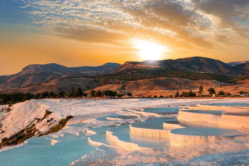 Picture 4 for Activity From Izmir: Pamukkale Guided Tour with Lunch