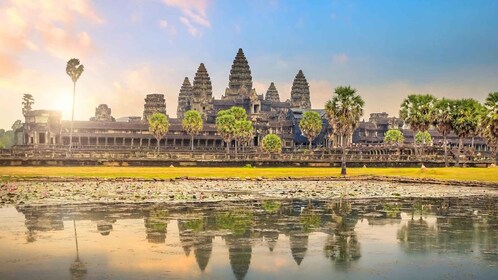 Siem Reap : Angkor Wat : Excursion au lever du soleil en petit groupe