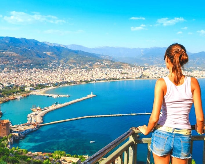 Alanya City in 4 Hours: Castle, Cave, Panorama and Sunset