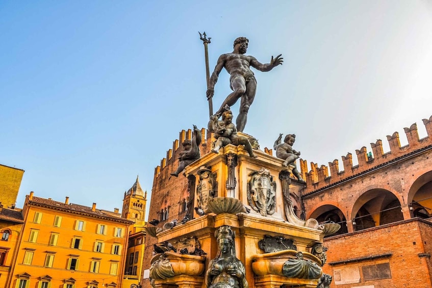 Bologna Highlights Self-Guided Scavenger Hunt and City Tour