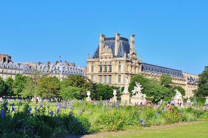 Paris: Highlights Tour from Notre Dame to the Eiffel Tower