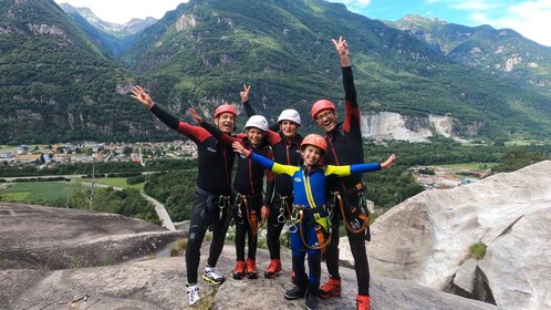 Riviera: Half-Day Beginner Canyoning Trip in Boggera Canyon