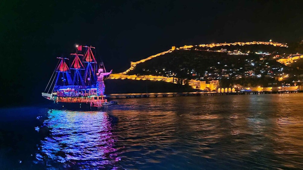 Picture 6 for Activity Alanya: Sunset Cruise with Dinner