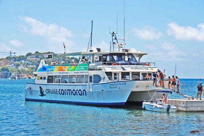 Mallorca: Crucero costero en catamarán con almuerzo