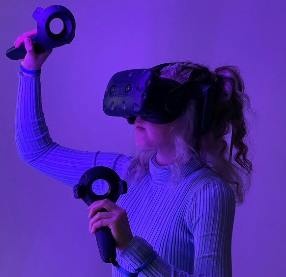 Picture 4 for Activity Melbourne: Virtual Reality Escape Room Experience
