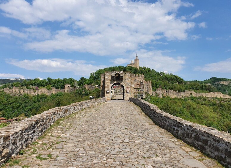 Picture 1 for Activity Bulgaria Private Tour: Basarabovo, Arbanasi, Veliko Tarnovo