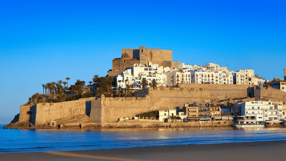 Peñiscola: Castle & Walled City Spanish Guided Tour