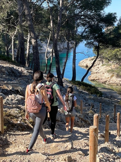 Picture 4 for Activity Cassis: Calanques National Park Guided Hiking Half-Day Trip