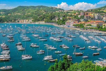 La Spezia: Full-Day Guided Trekking Tour with Hotel Pickup