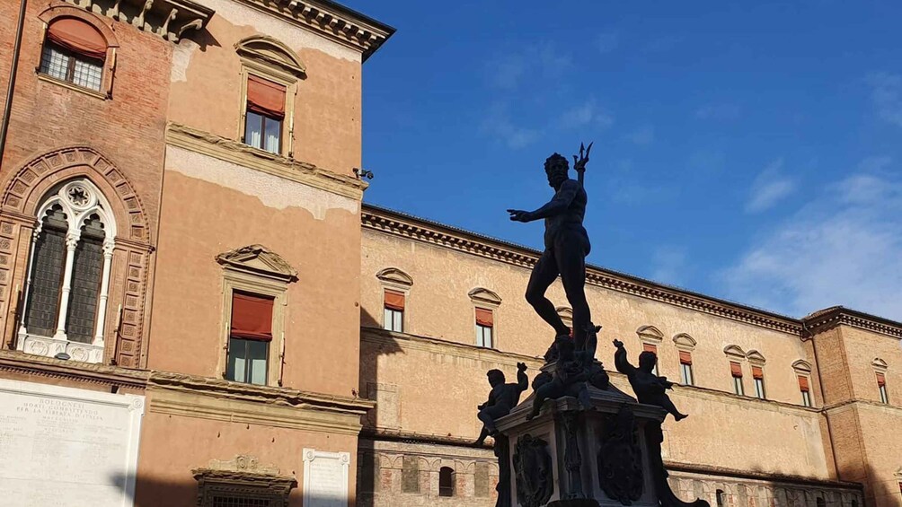 Picture 4 for Activity Bologna: City History Guided Walking Tour - Private tour