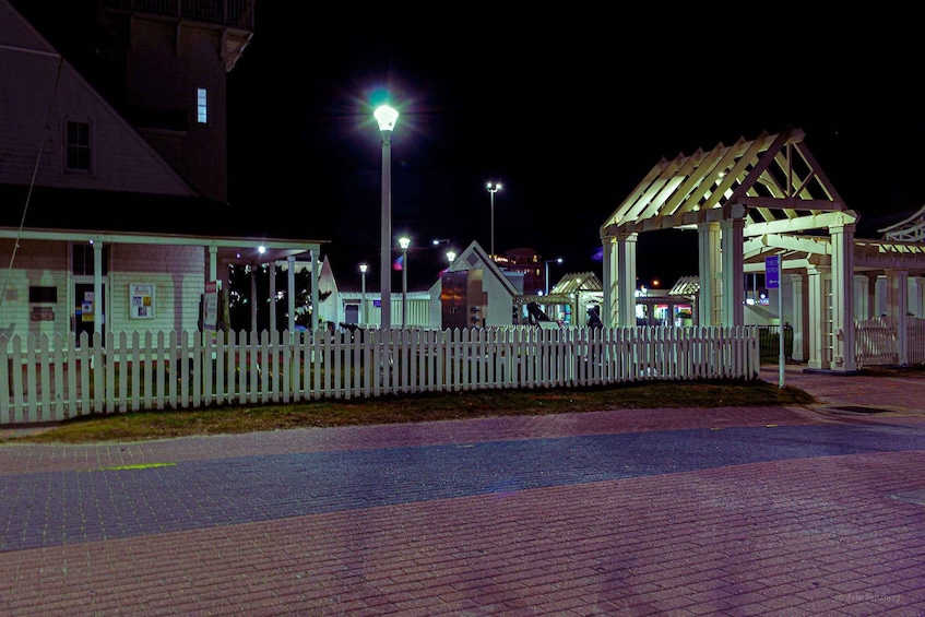 Picture 13 for Activity Virginia Beach: Neptune Ghosts Haunted Walking Tour