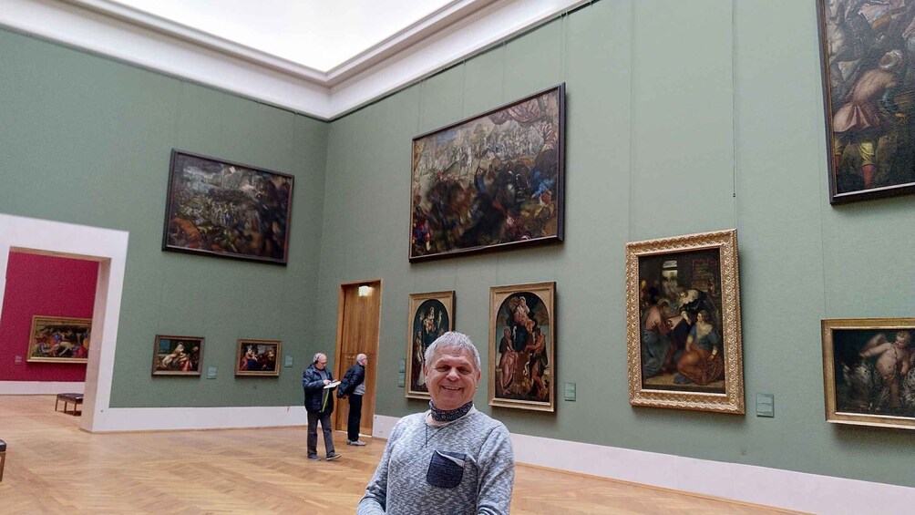 Munich: Alte Pinakothek Skip-the-Line & Guided Walking Tour