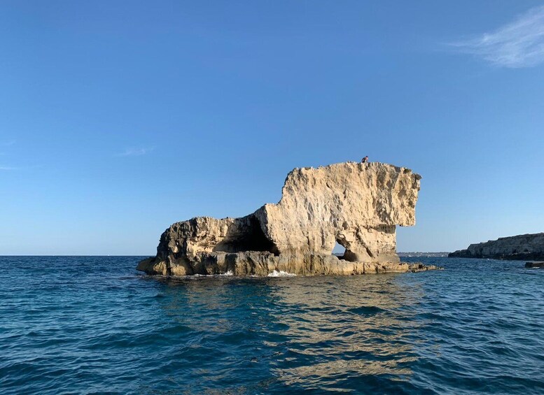 Picture 1 for Activity Siracusa: Ortigia Boat Tour with Marine Grotto