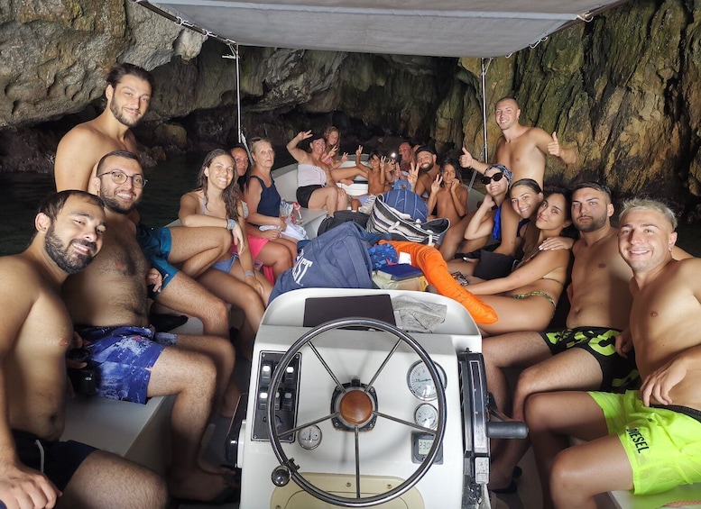 Picture 2 for Activity Siracusa: Ortigia Boat Tour with Marine Grotto