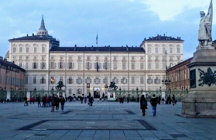 Turin: Pengalaman Berpemandu Wisata Istana Kerajaan & Kota