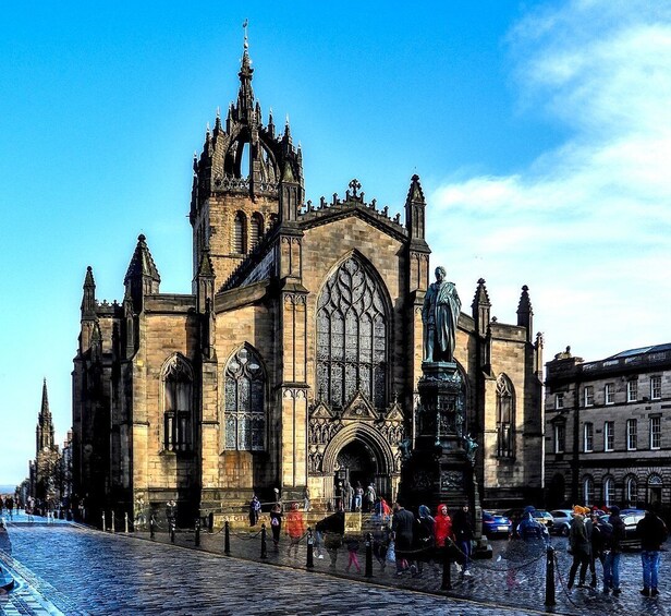 Picture 2 for Activity Edinburgh: Dark History Royal Mile Walking Tour