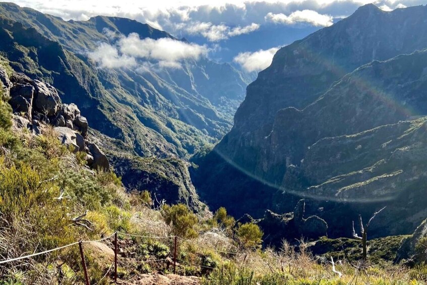 Picture 2 for Activity Funchal: Morning Transfer Pico Do Arieiro Pico Ruivo Hike