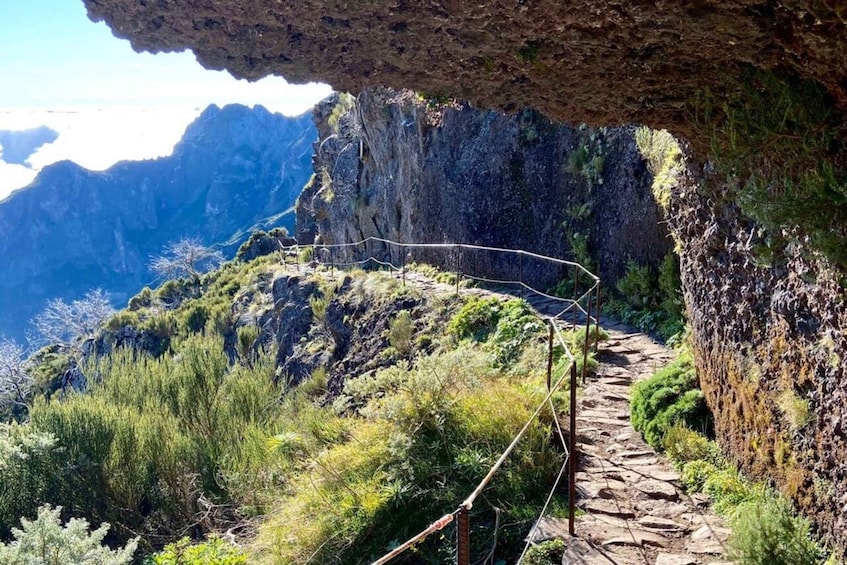 Picture 5 for Activity Funchal: Morning Transfer Pico Do Arieiro Pico Ruivo Hike